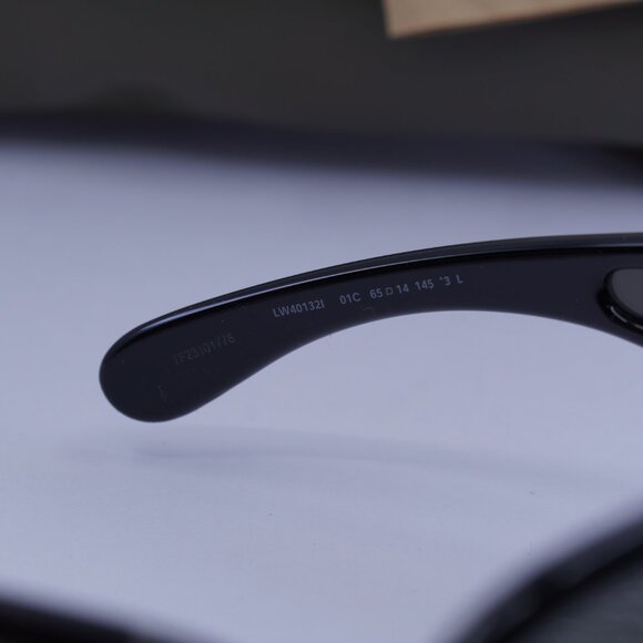 Loewe LW40132I 01C Aviator Sunglasses – Black\Smoke - Picture 7 of 10